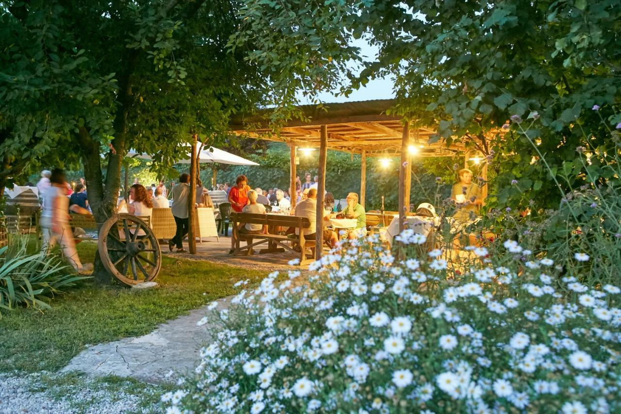 Agriturismo Roccat วัลดอบเบียเดเน ภายนอก รูปภาพ